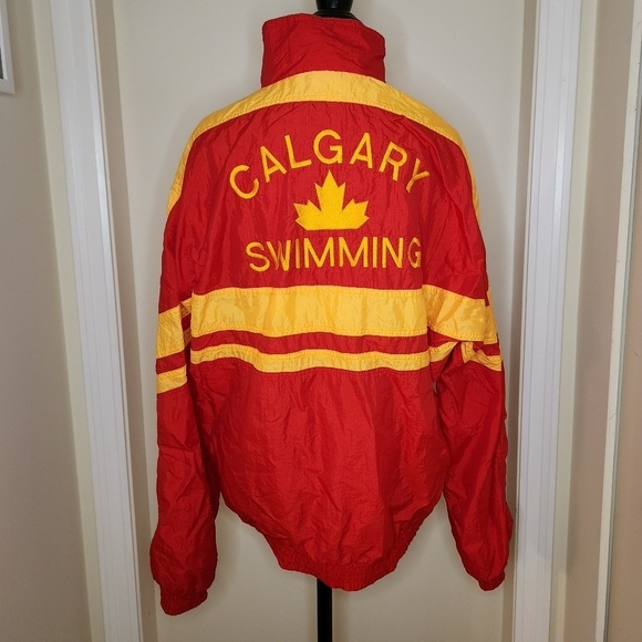 Vintage Red Speedo Jacket - Picture 4 of 12